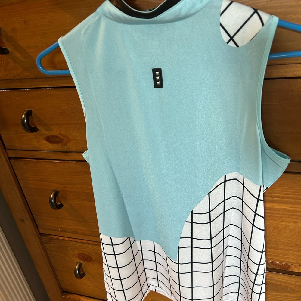 Like New Jamie Sadock golf tank Size M
